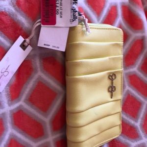 Jessica Simpson wallet